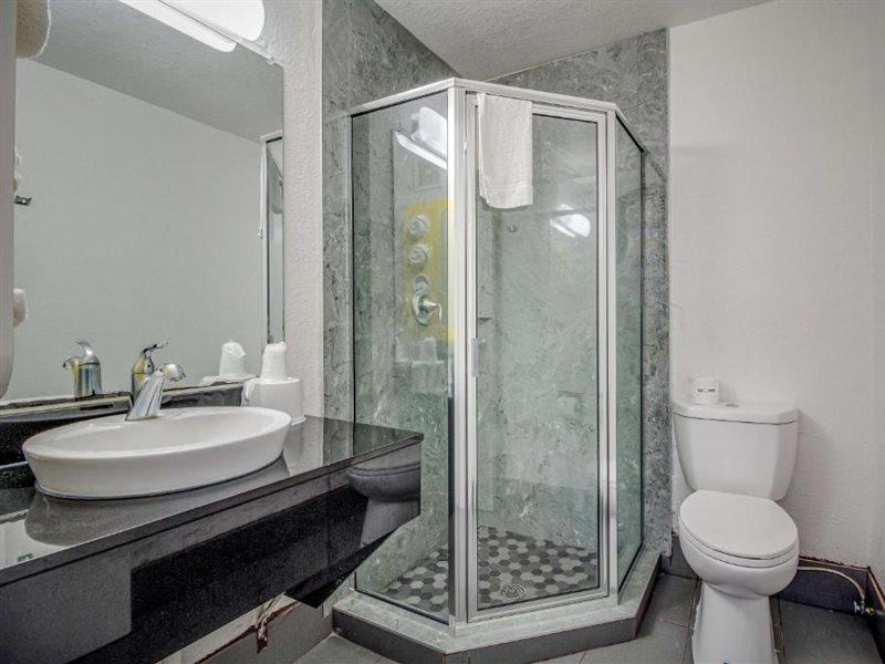 Motel 6-Conroe, Tx ภายนอก รูปภาพ